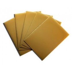 Dragon Shield Standard Sleeves - Gold (100 Sleeves)